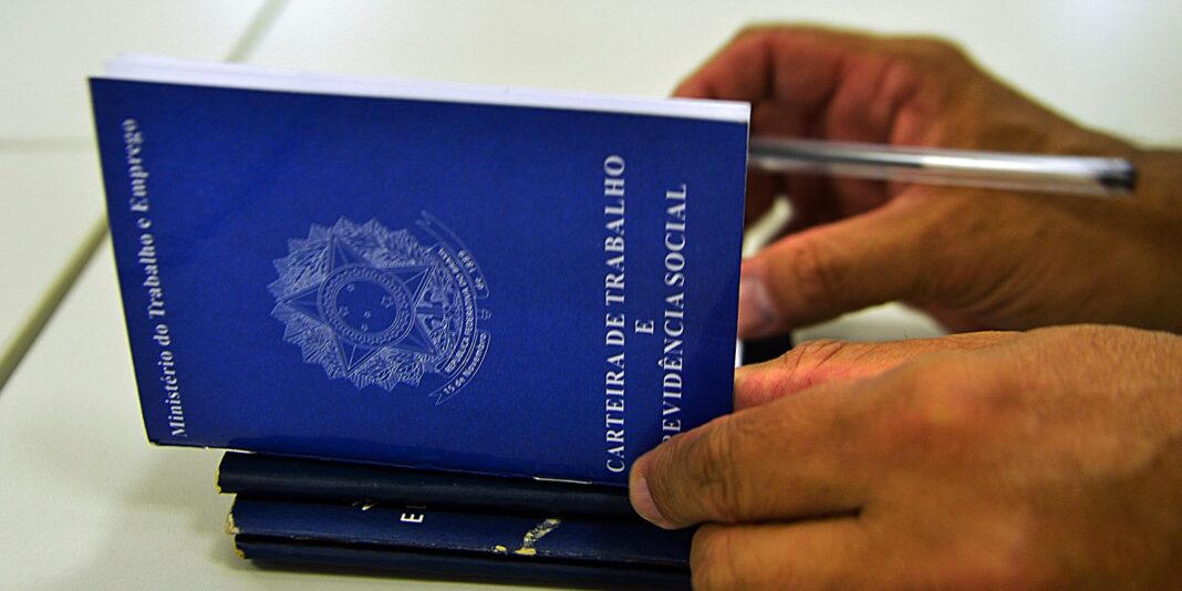 Brasil registra a criação de 58,5 mil postos de trabalho em julho, segundo Caged
