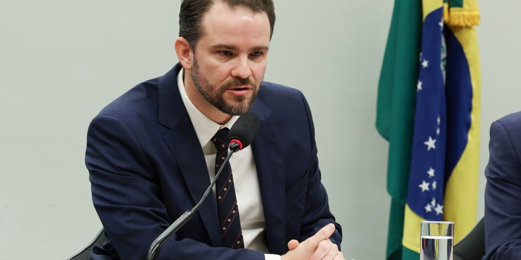 Fazenda autoriza empréstimo de R$ 12,9 bilhões com garantia da União