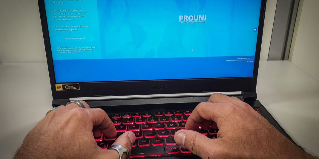Prouni: prazo para registro na lista de espera se encerra amanhã