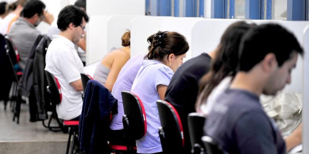 Inscrições para exame de proficiência em português se encerram na quinta-feira