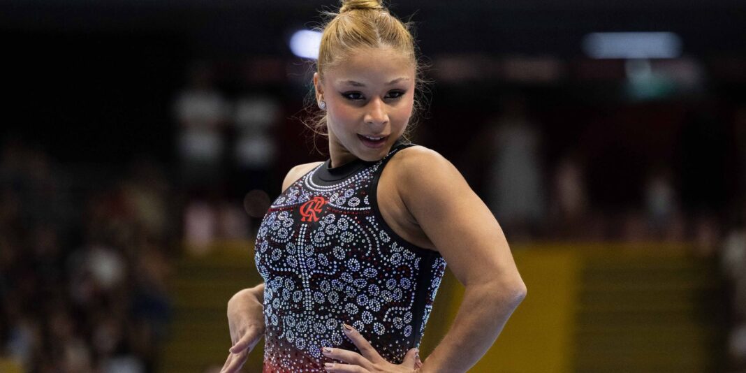 Flávia Saraiva conquista medalha de ouro na trave e no solo no Campeonato Brasileiro