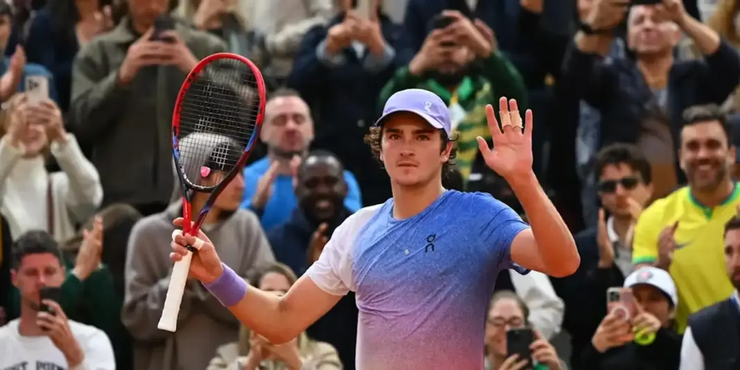 João Fonseca desiste do Masters de Cincinnati devido a incômodo no abdômen