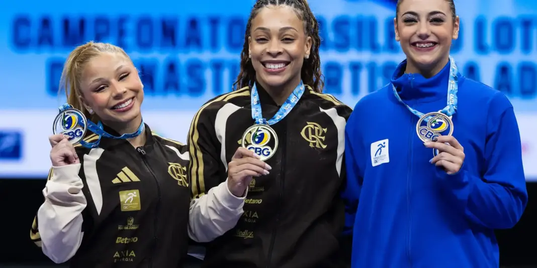Lorrane Oliveira e Caio Souza conquistam medalha de ouro no Campeonato Brasileiro de Ginástica