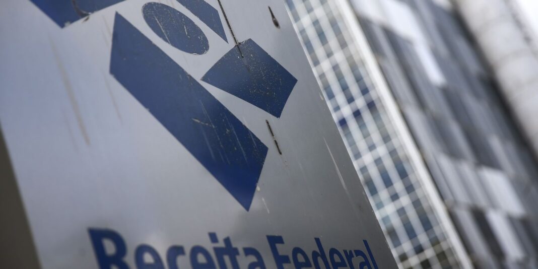 Receita Federal libera nesta segunda-feira último lote de restituição do IR 2026