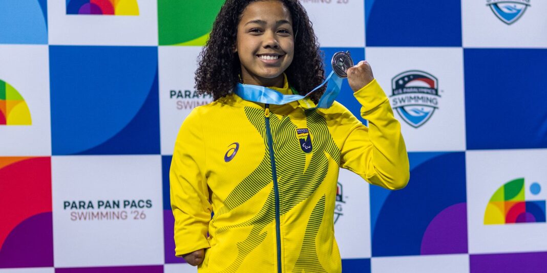 Parapan-Pacífico: nadadora Alessandra estabelece novo recorde mundial