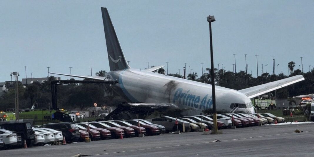 Cinco pessoas morrem em acidente com avião de carga em Miami
