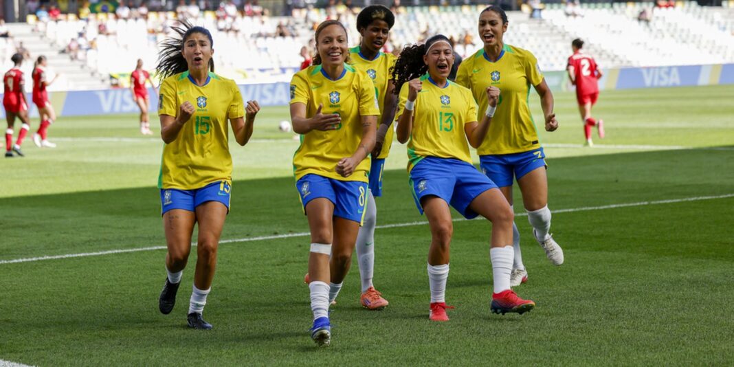 Seleção feminina vence Canadá e avança para as oitavas de final do Mundial Sub-20
