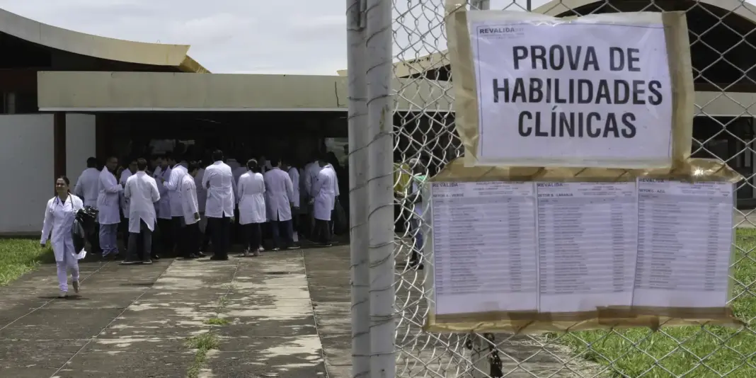 Revalida 2026/2: prazo para envio de diploma médico se encerra no dia 19