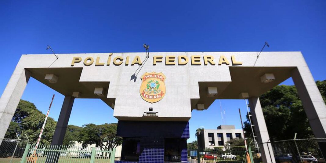 Sindicato dos Servidores da PF apoia diretores afastados