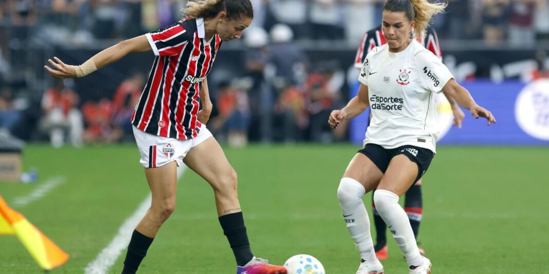 São Paulo e Corinthians decidem campeão brasileiro feminino de 2026