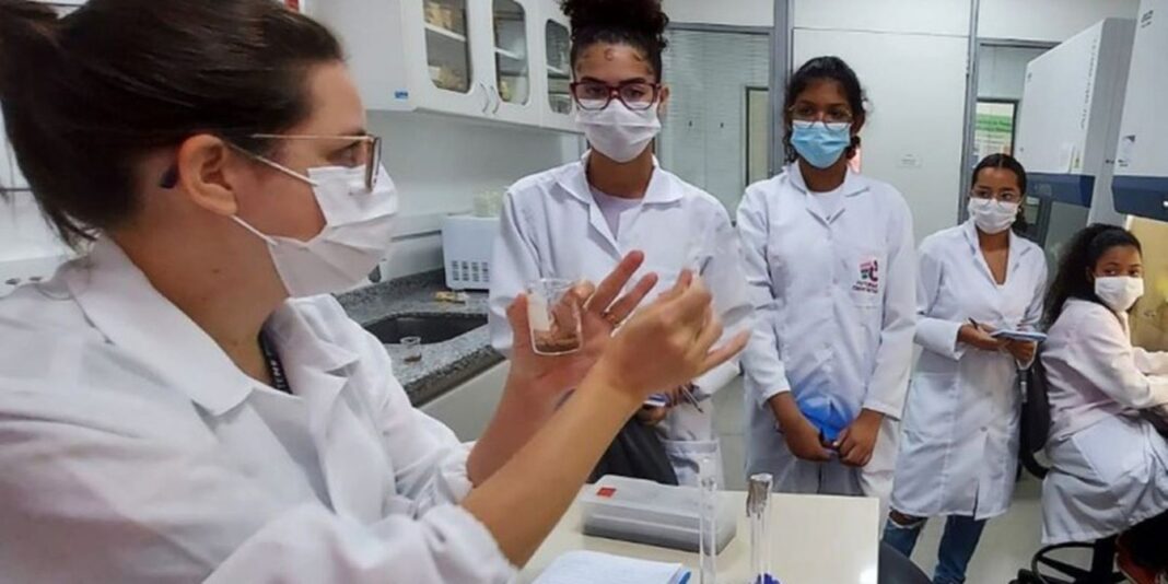 Inscrições para o Programa Futuras Cientistas vão até 6 novembro