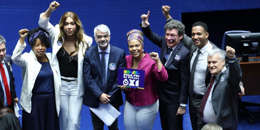 CUT elogia fim da “massacrante” 6x1; CNI quer revisar PEC aprovada